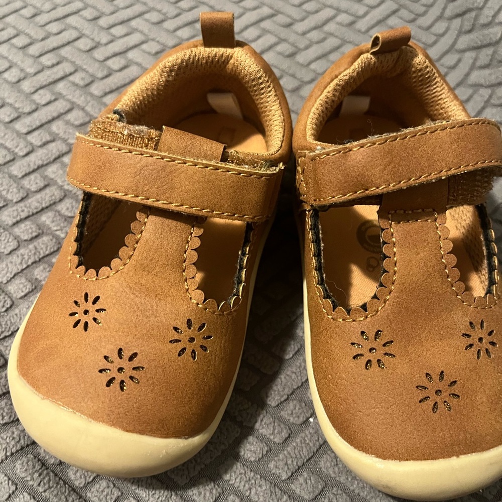 Stride Rite Tan Leather Kids Dress Shoes